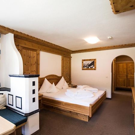 Landhaus Schnoeller Tannheim Bagian luar foto