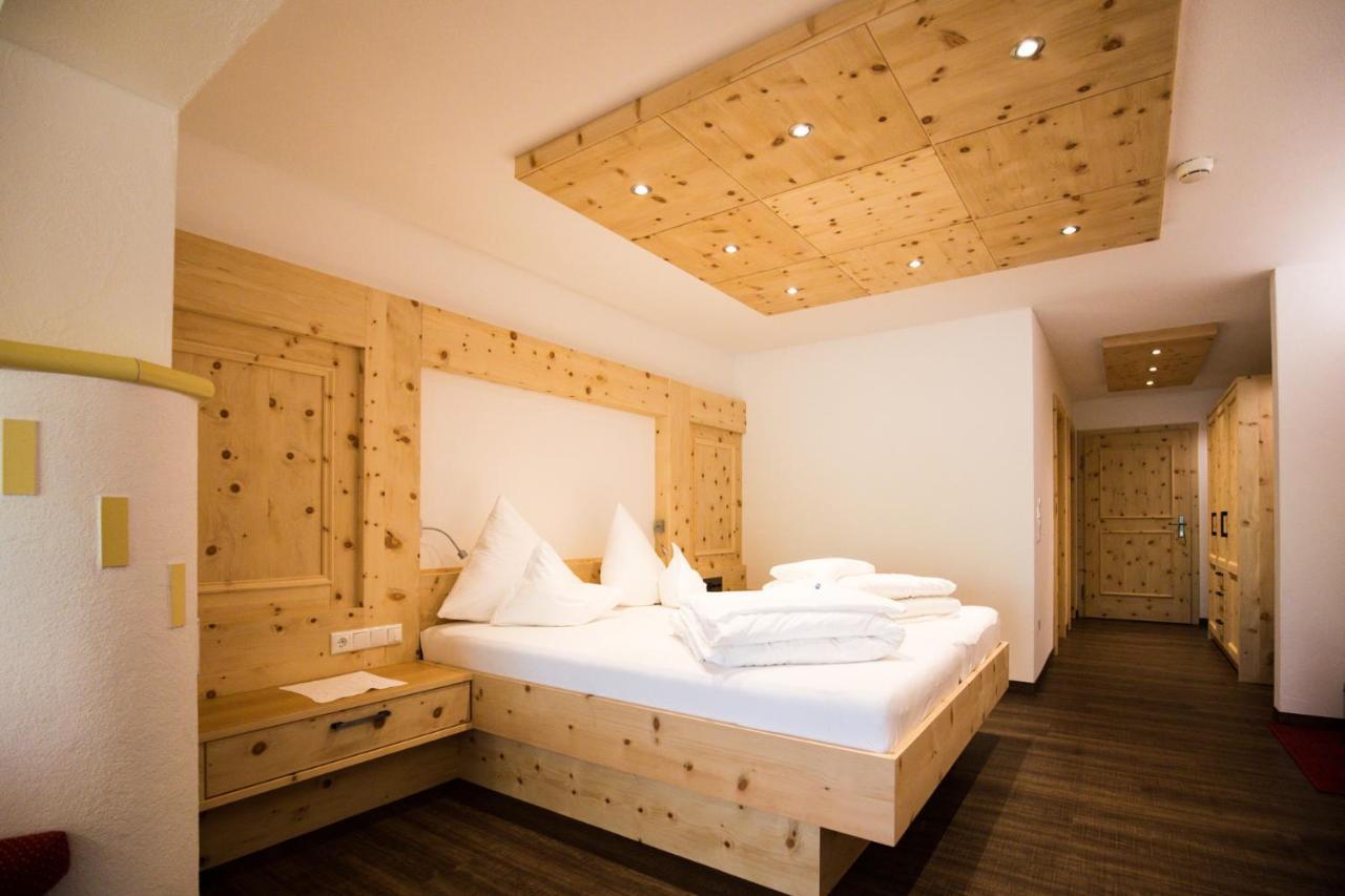 Landhaus Schnoeller Tannheim Bagian luar foto