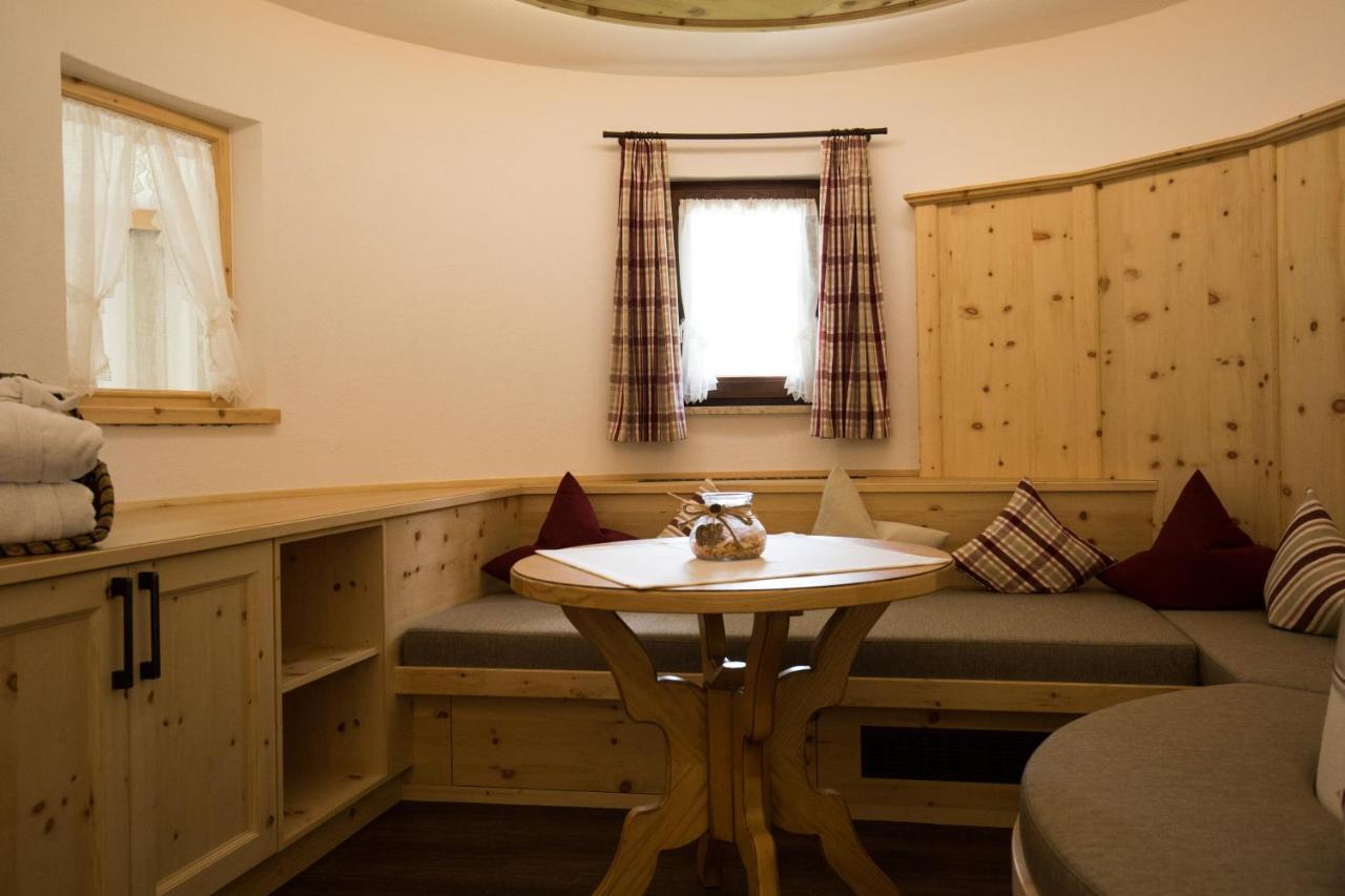 Landhaus Schnoeller Tannheim Bagian luar foto